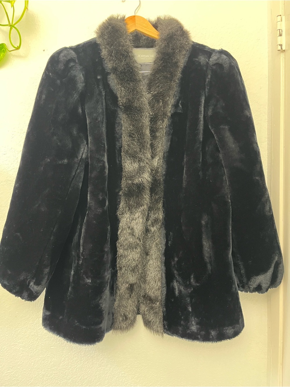 Vintage 80/90”s Jordache Black Faux Fur Teddy Jacket with Gray Trim